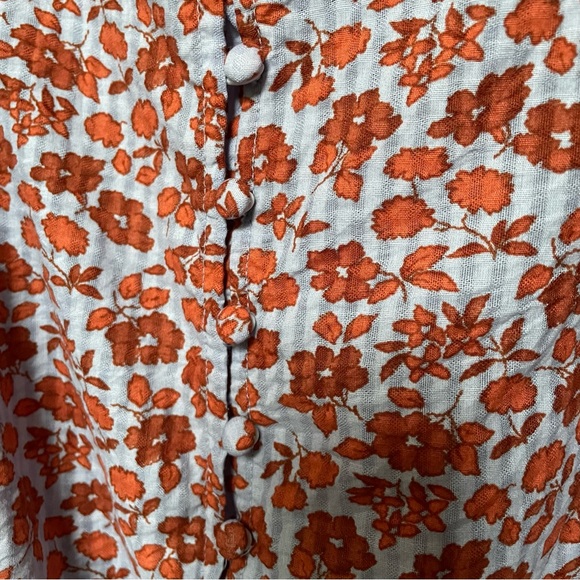 Madewell Kallie Button Front Smocked Top - Picture 10 of 10